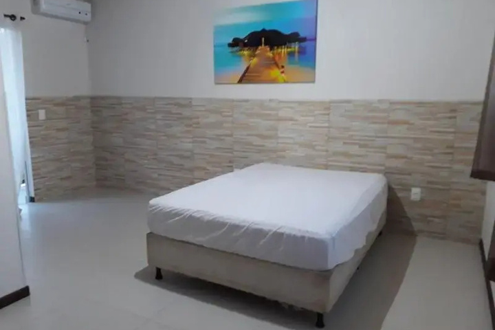 Room 3 of 12