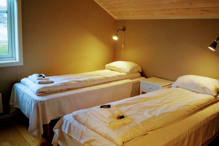 Room 3 of 64