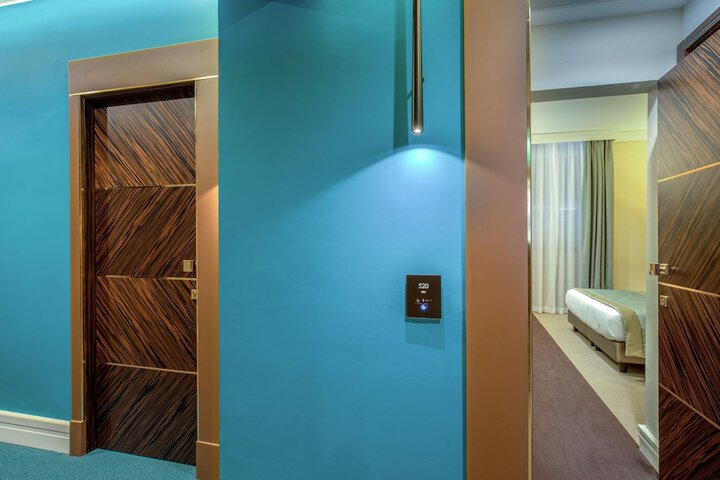 Ballroom/Hall 50 of 58