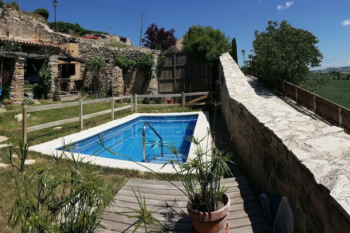 Pool 9 of 14