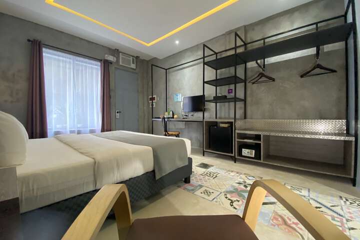 Room 36 of 69