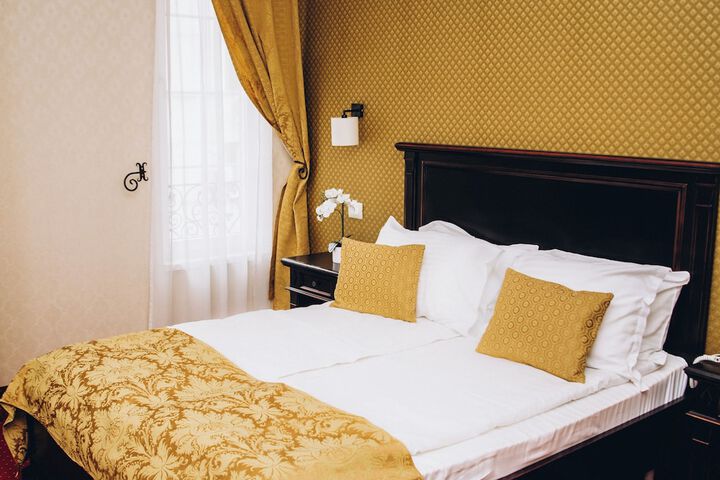 Room 25 of 41
