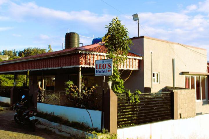 Leos Hotels