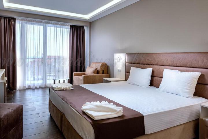 Room 40 of 92