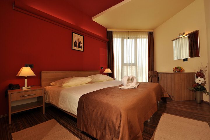 Room 11 of 55