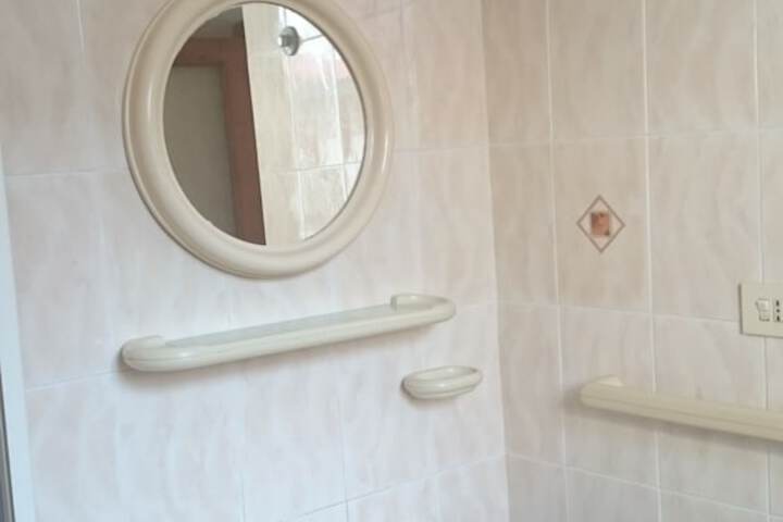 Room 95 of 107