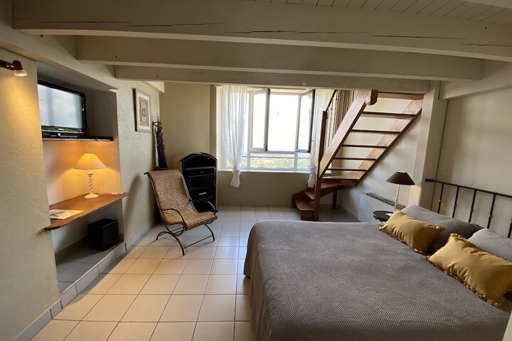 Room 9 of 47