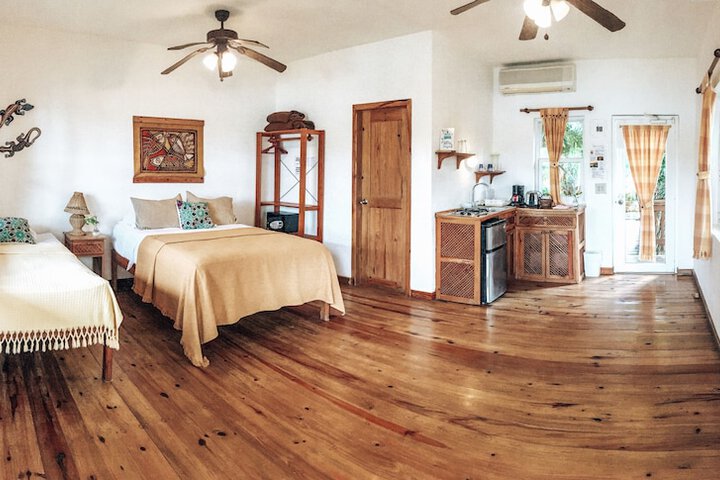 Room 11 of 61
