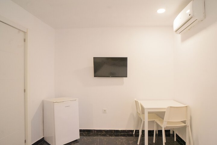 Room 47 of 81