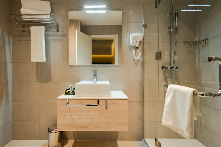 Room 21 of 31