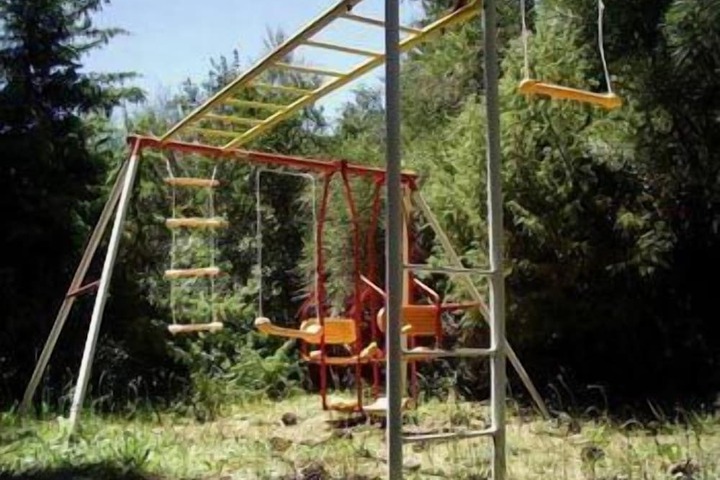 Children's play area - outdoor