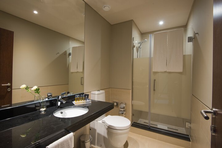 Room 25 of 46