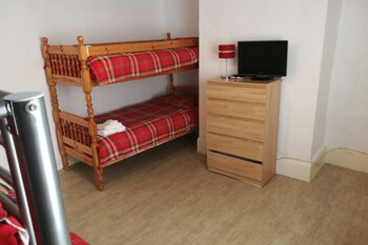 Room 58 of 76