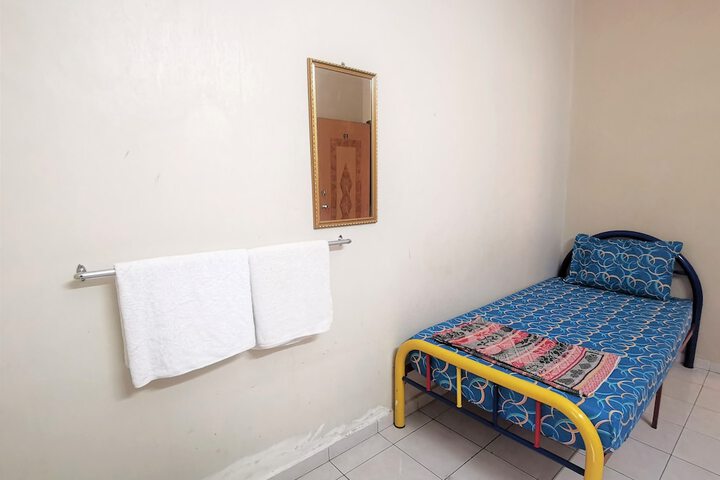 Room 12 of 36