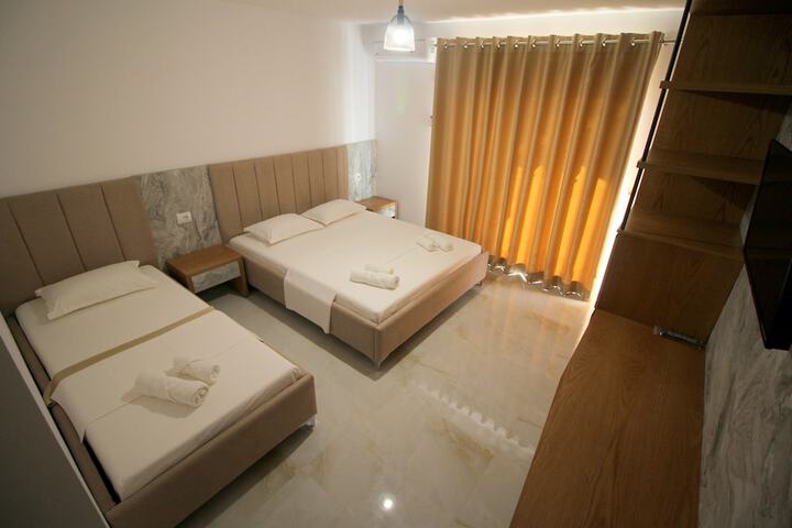 Room 14 of 101