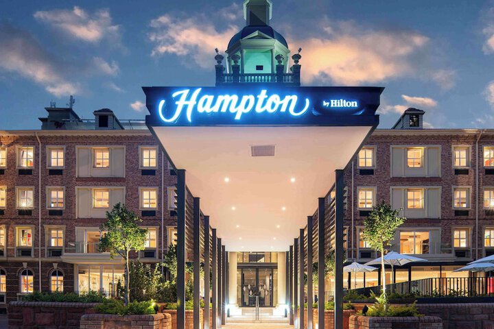 Hampton by Hilton Sandton Grayston in Johannesburg