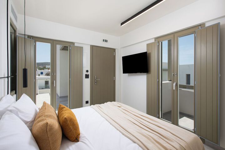 Room 27 of 95