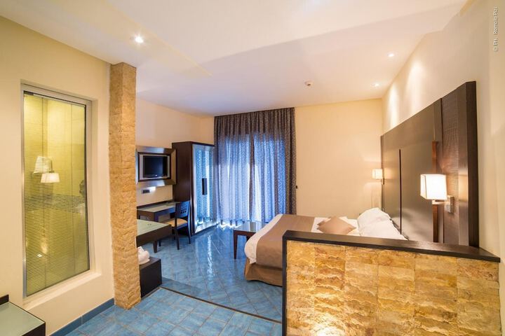 Room 14 of 54