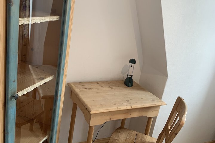 Room 14 of 42