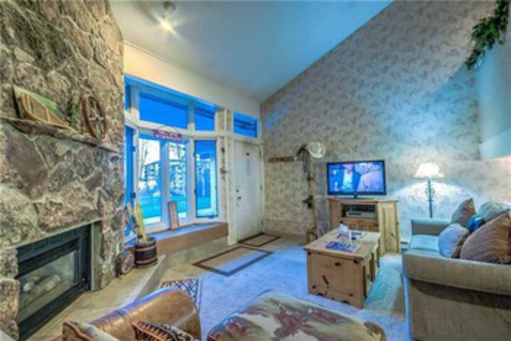 Room 14 of 32