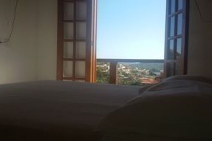 Room 34 of 47
