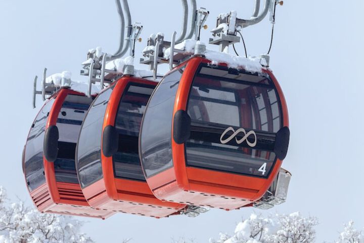 Skiing
