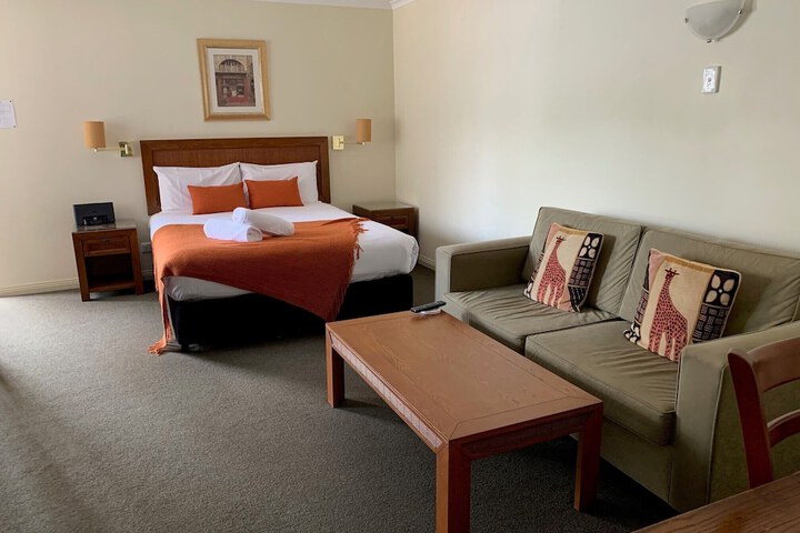 Room 21 of 52