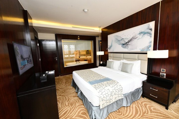 Room 14 of 134