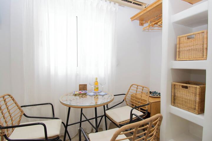 Room 4 of 56