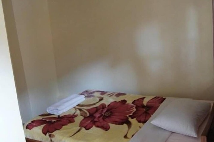 Room 3 of 21