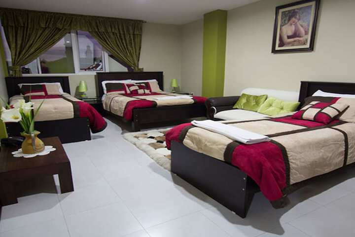 Room 16 of 38