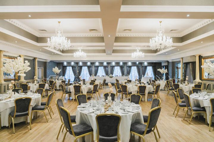 Wedding/Banquet 42 of 50