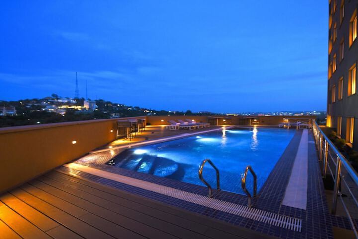 Sundeck 42 of 49