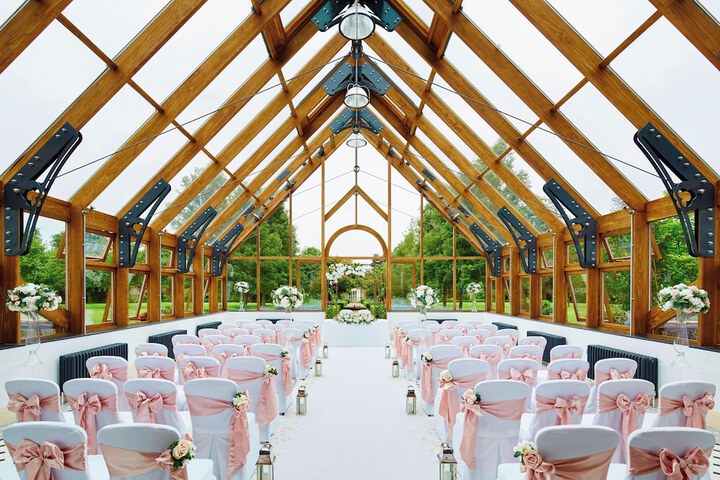 Ballroom/Hall 43 of 59