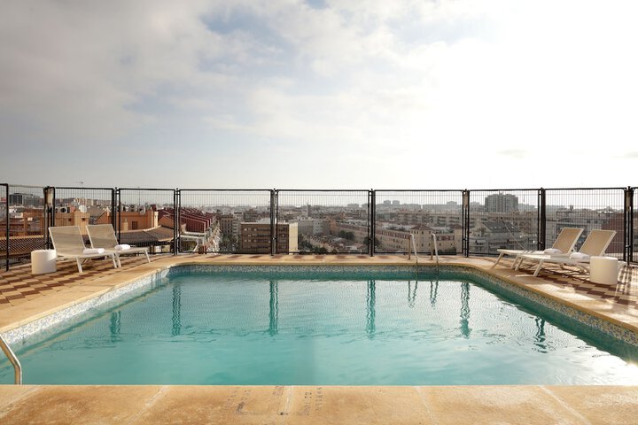 Pool 45 of 84