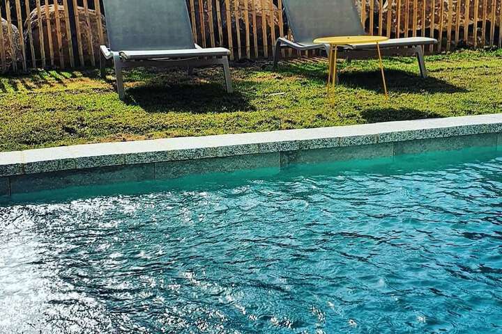 Pool 104 of 113