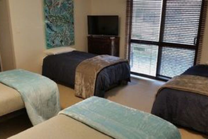 Room 6 of 30