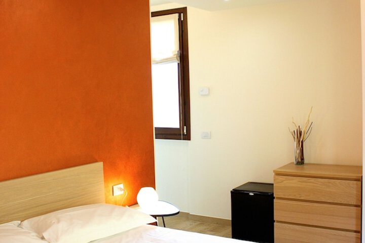 Room 9 of 47