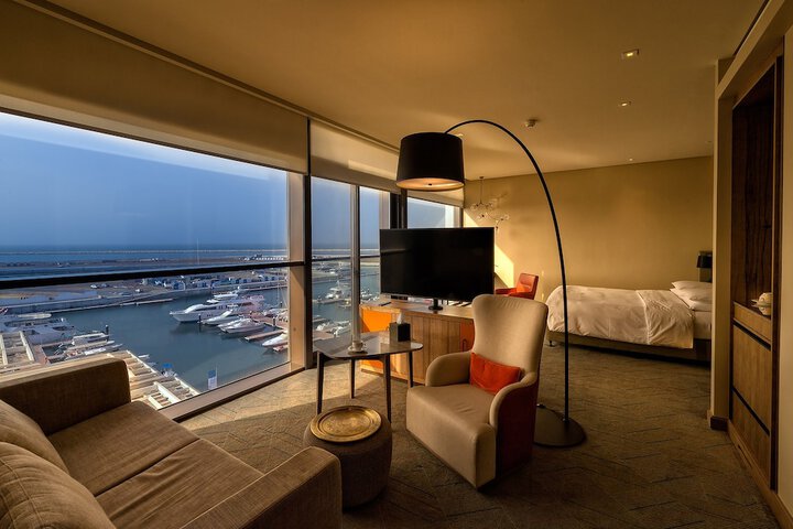 Room 9 of 67