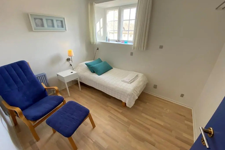 Room 3 of 20