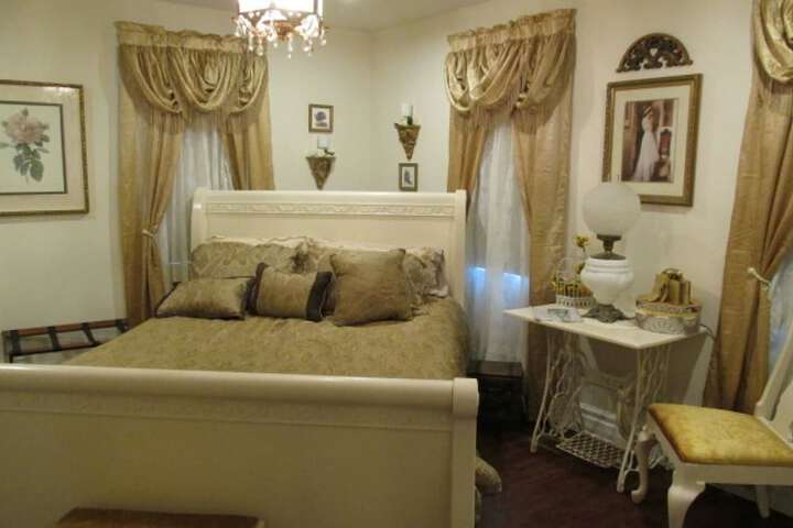 Room 5 of 46