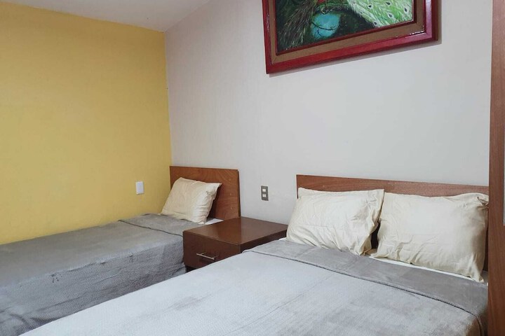 Room 7 of 10