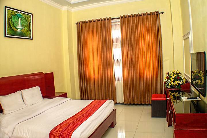 Room 6 of 24