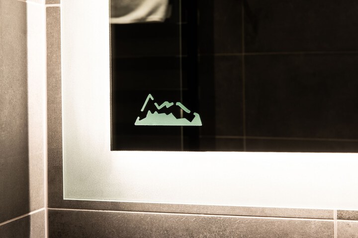 Room 31 of 60