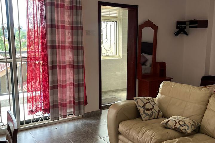 Room 2 of 26