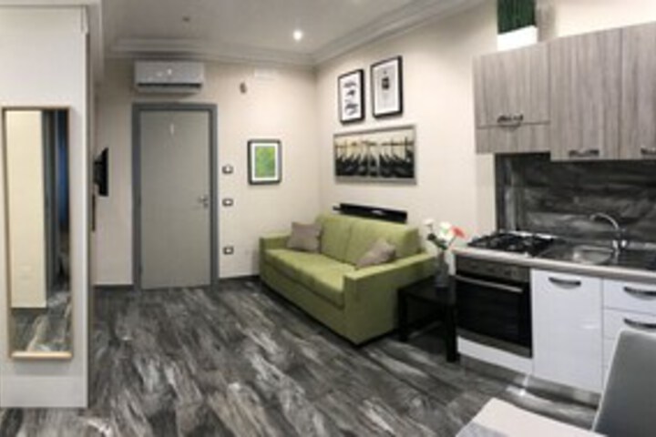 Room 49 of 82