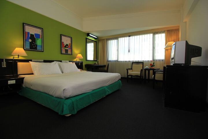 Room 30 of 70