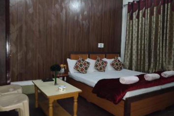 Hotel Kashmir Heaven