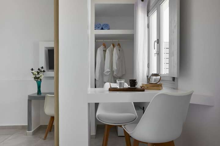 Room 5 of 130