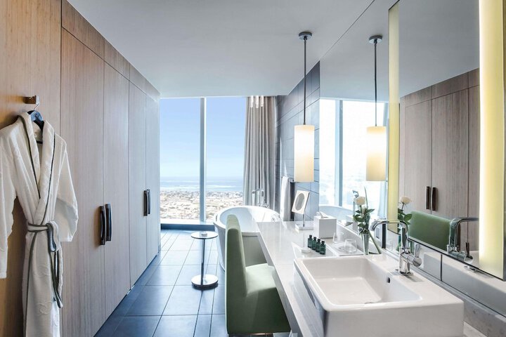 Room 83 of 315